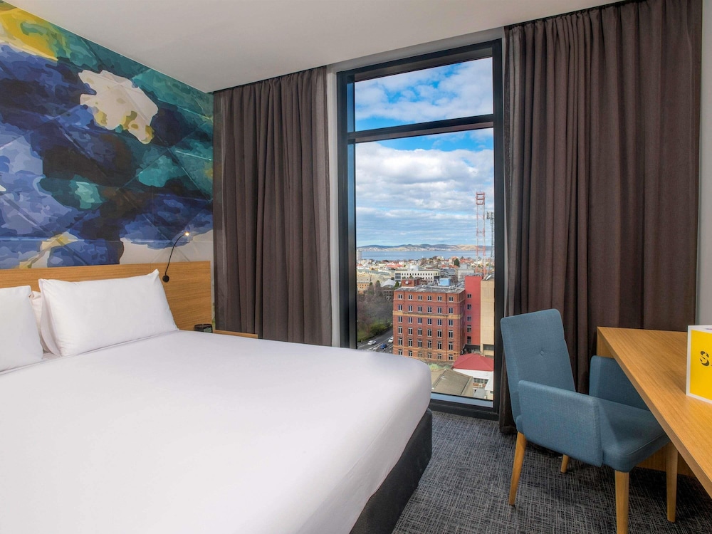Habitación Deluxe con 1 cama king size del hotel ibis Styles Hobart. Foto 3