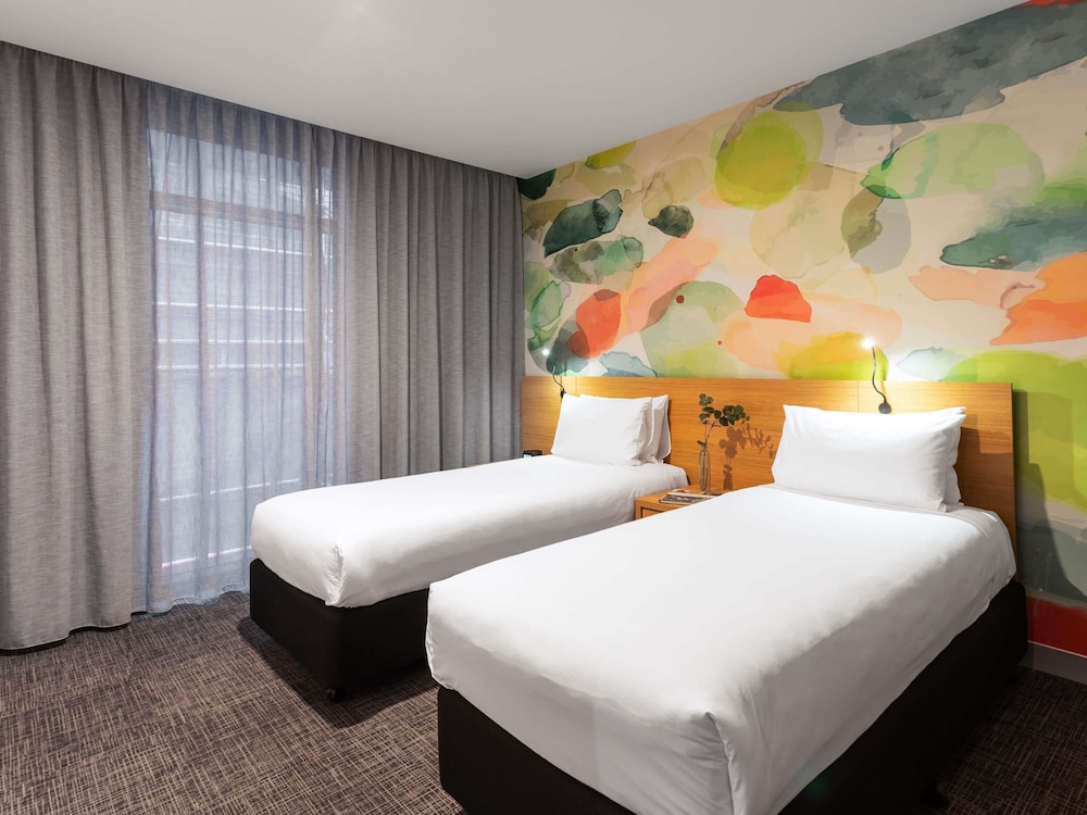 Habitación Estándar Accesible con 1 cama king size del hotel ibis Styles Hobart. Foto 8