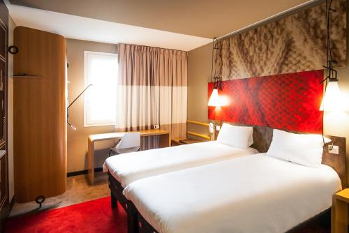 Habitación Doble Estándar - 2 camas del hotel Ibis Paris Place D'Italie 13ème. Foto 2
