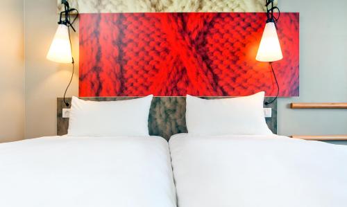 Habitación Doble Estándar - 2 camas del hotel Ibis Paris Place D'Italie 13ème. Foto 8