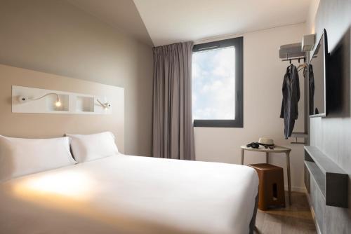 Habitación Doble Estándar del hotel ibis budget Gonesse. Foto 6