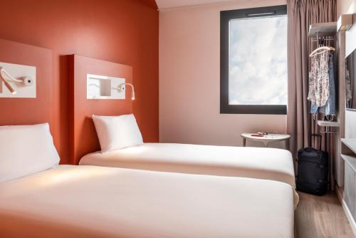 Habitación Familiar del hotel ibis budget Gonesse. Foto 4