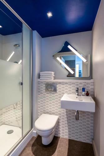 Habitación Familiar del hotel ibis budget Gonesse. Foto 9