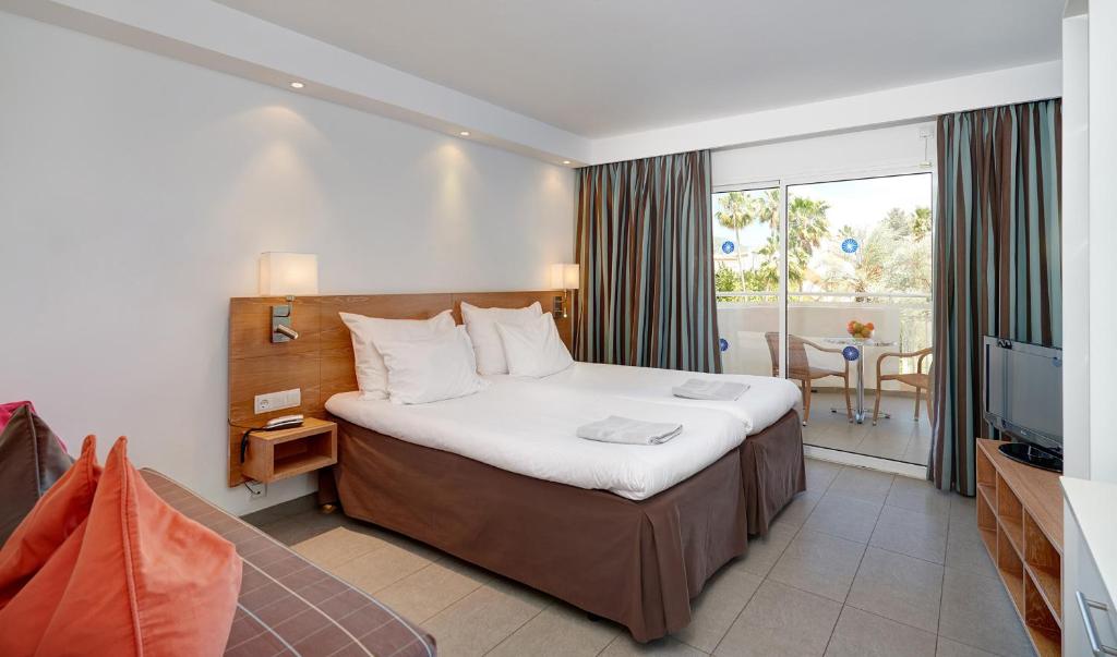 Apartamento 1 dormitorio económico del hotel Hipotels Cala Bona Club