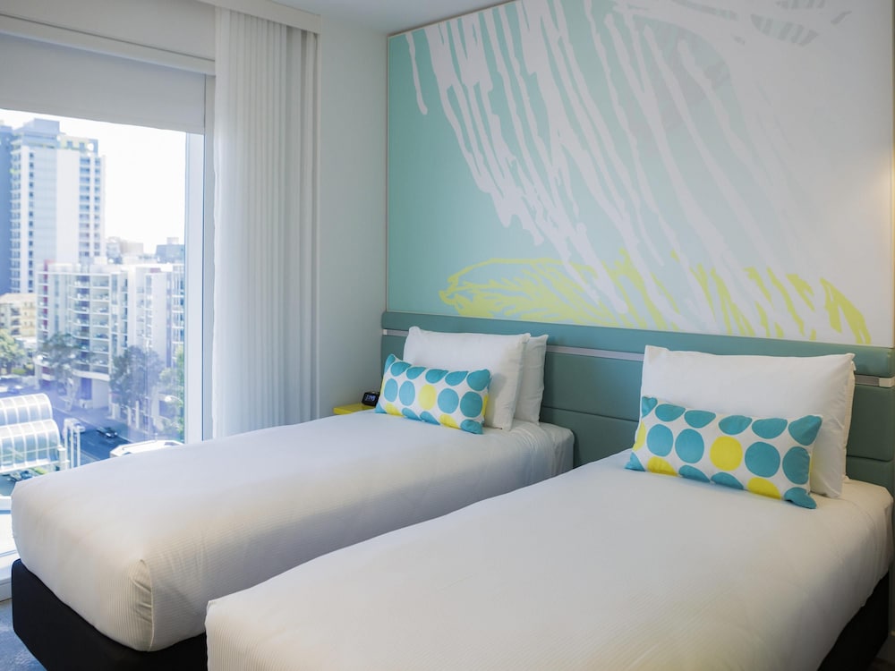 Habitación Superior con 2 Camas Individuales y Vistas a la Ciudad del hotel Ibis Styles East Perth. Foto 11