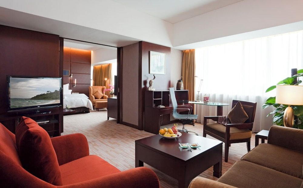 SUITE DELUXE, 1 Cama King Size, Vistas al Aeropuerto del hotel Pullman Guangzhou Baiyun Airport. Foto 6