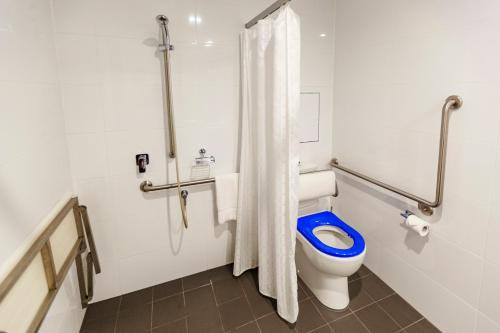 Habitación King Accesible del hotel Mercure Sunshine Coast Kawana Waters. Foto 2
