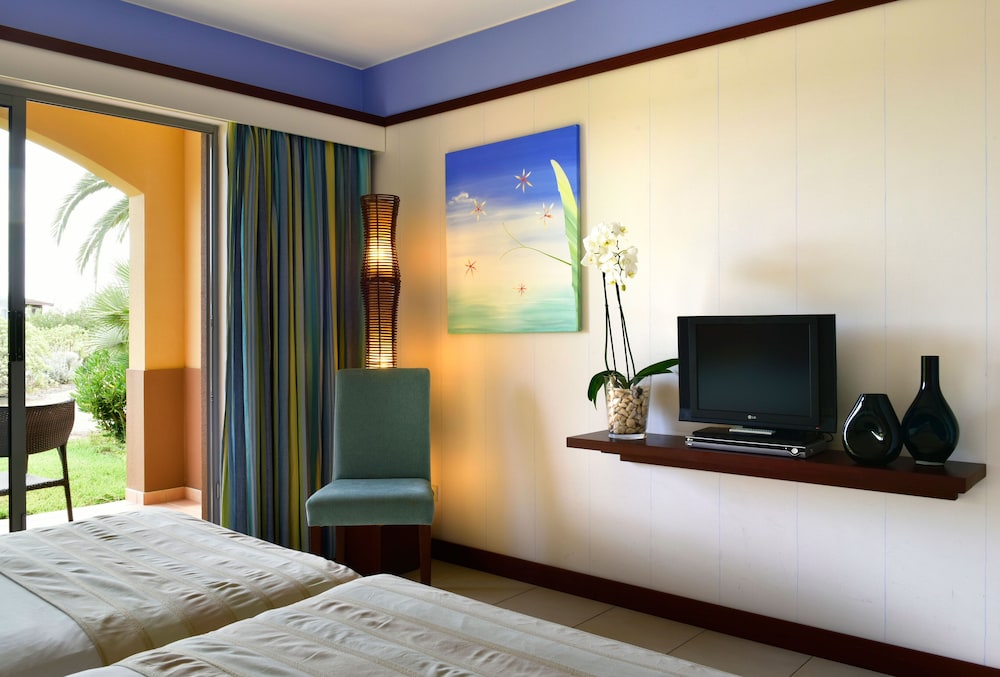 Habitación clásica con 2 camas individuales del hotel Pestana Porto Santo Beach Resort and SPA - All Inclusive. Foto 1