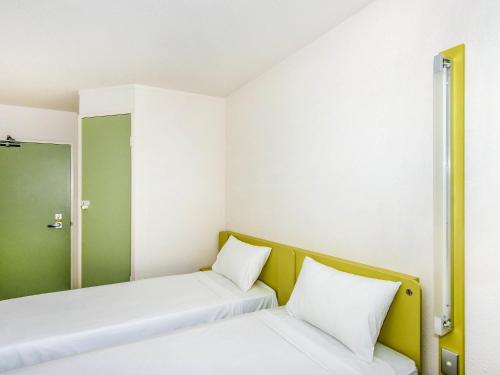 Habitación Doble Estándar - 2 camas del hotel Ibis Budget Dandenong. Foto 2