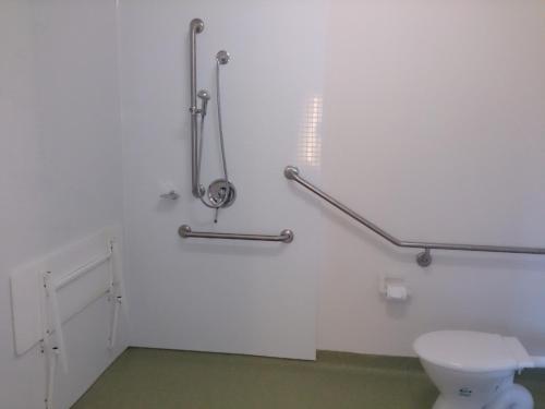 Habitación Doble Estándar - 2 camas del hotel Ibis Budget Dandenong. Foto 8