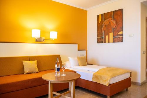 Habitación Doble - 2 camas del hotel Luz Del Mar. Foto 4