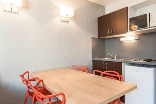 Apartamento (1 a 4 personas) del hotel Residhotel Grand Prado. Foto 5