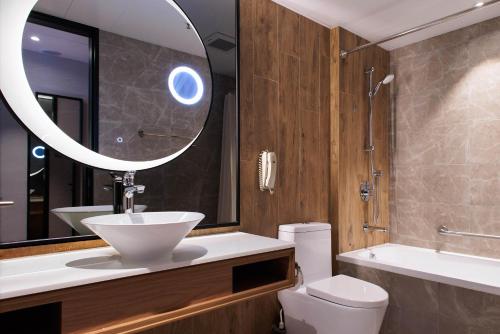 Habitación Doble Deluxe - 1 o 2 camas del hotel Park Hong Kong. Foto 11