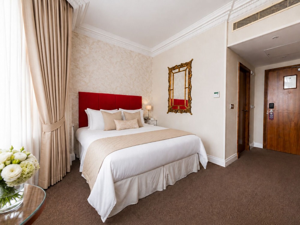 Habitación clásica doble del hotel Ashburn. Foto 1