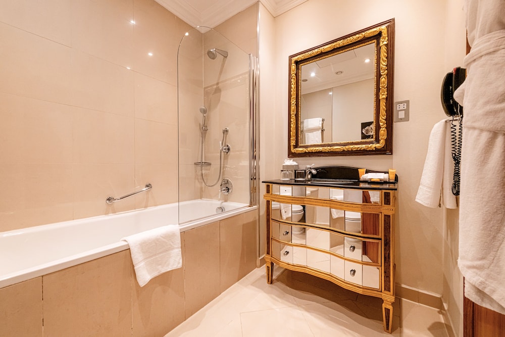 Habitación doble (King) del hotel Ashburn. Foto 7
