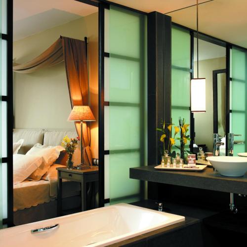 Habitación Deluxe del hotel Asia gardens Hotel & Thai Spa. Foto 3