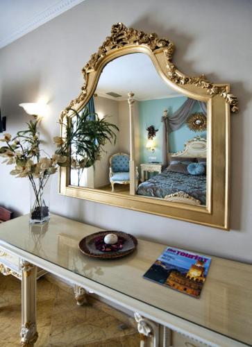 Habitación Doble Deluxe del hotel Adriano. Foto 8