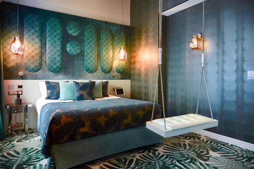 Superieure Boudoir Room - With Jacuzzi del hotel Paris J'adore and Spa