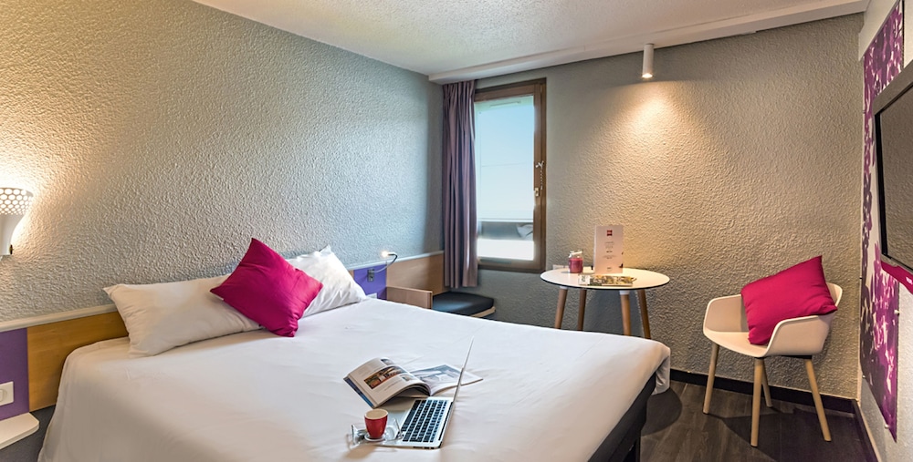 Habitación Estándar con 1 cama doble del hotel ibis Strasbourg Sud La Vigie. Foto 1