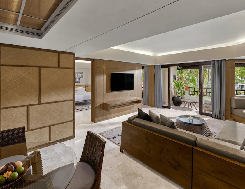 Suite Grand, 1 cama de matrimonio grande del hotel Grand Hyatt Bali. Foto 3