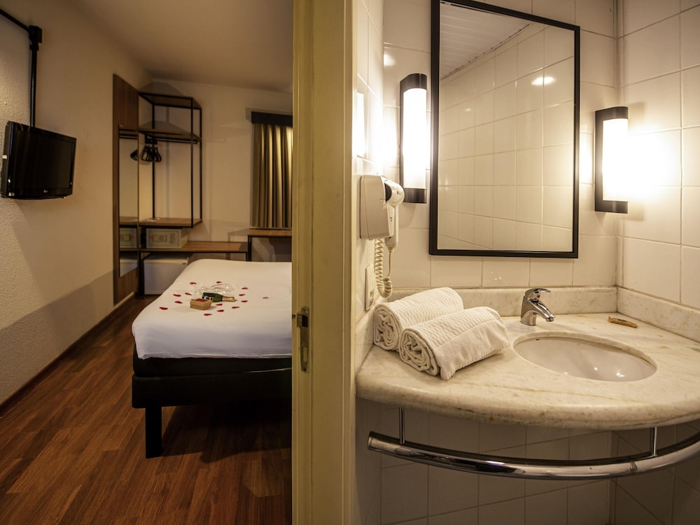 Habitación estándar, 1 cama doble del hotel Ibis Betim. Foto 4