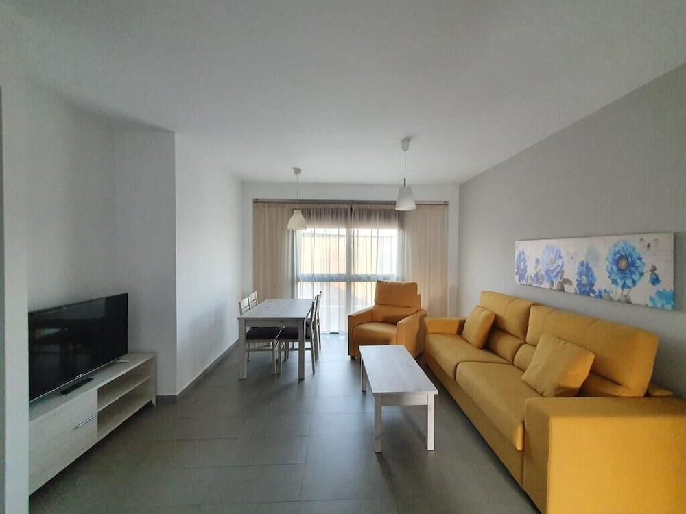 Apartamento, 2 habitaciones, terraza del hotel Iberflat Vega De Triana. Foto 3