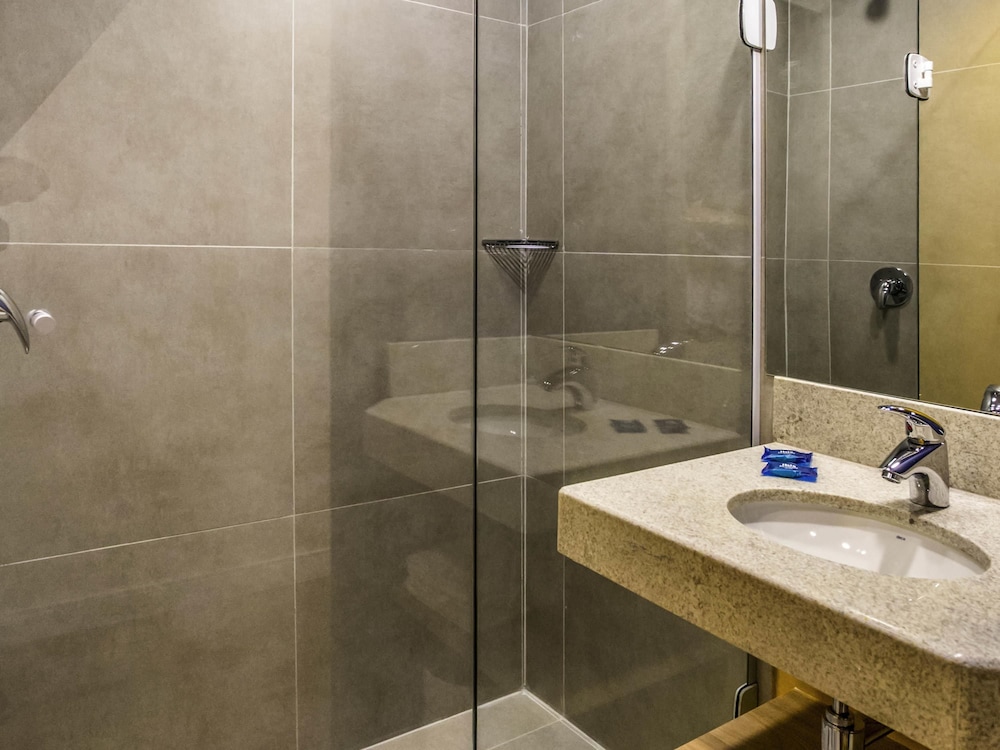 Habitación, 1 cama doble del hotel Ibis Budget Uberlandia. Foto 2