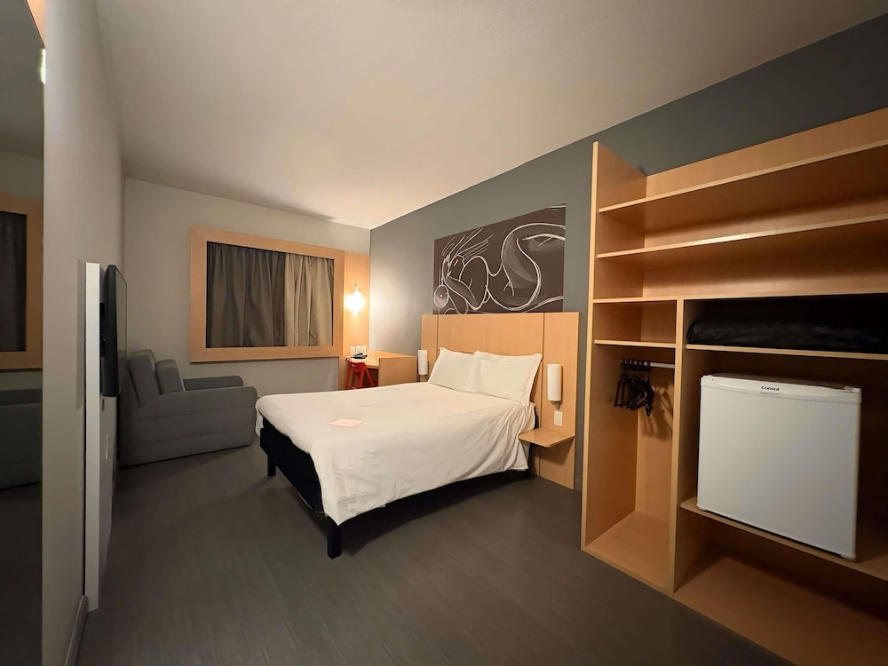 Apartamento estándar, varias camas del hotel Ibis Jundiai Shopping. Foto 5