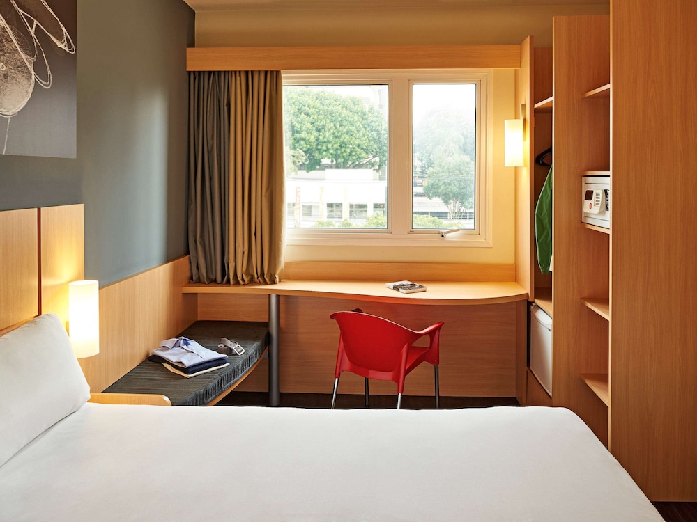 Apartamento Standard con 2 camas individuales del hotel Ibis Curitiba Batel. Foto 3