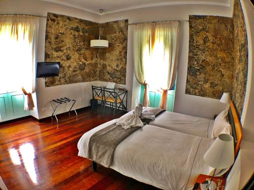 Standard Twin Room with Sofa del hotel Triana