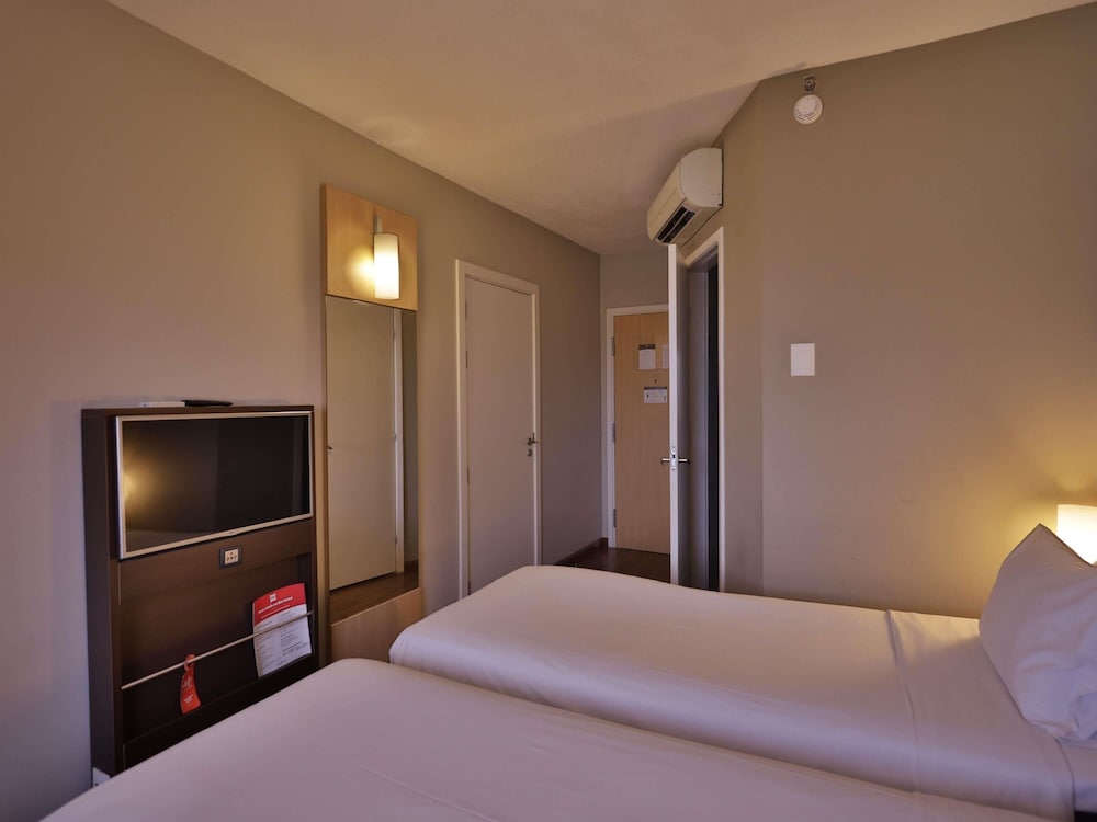 Habitacion Standard con 2 camas soltero del hotel Ibis Recife Boa Viagem. Foto 5