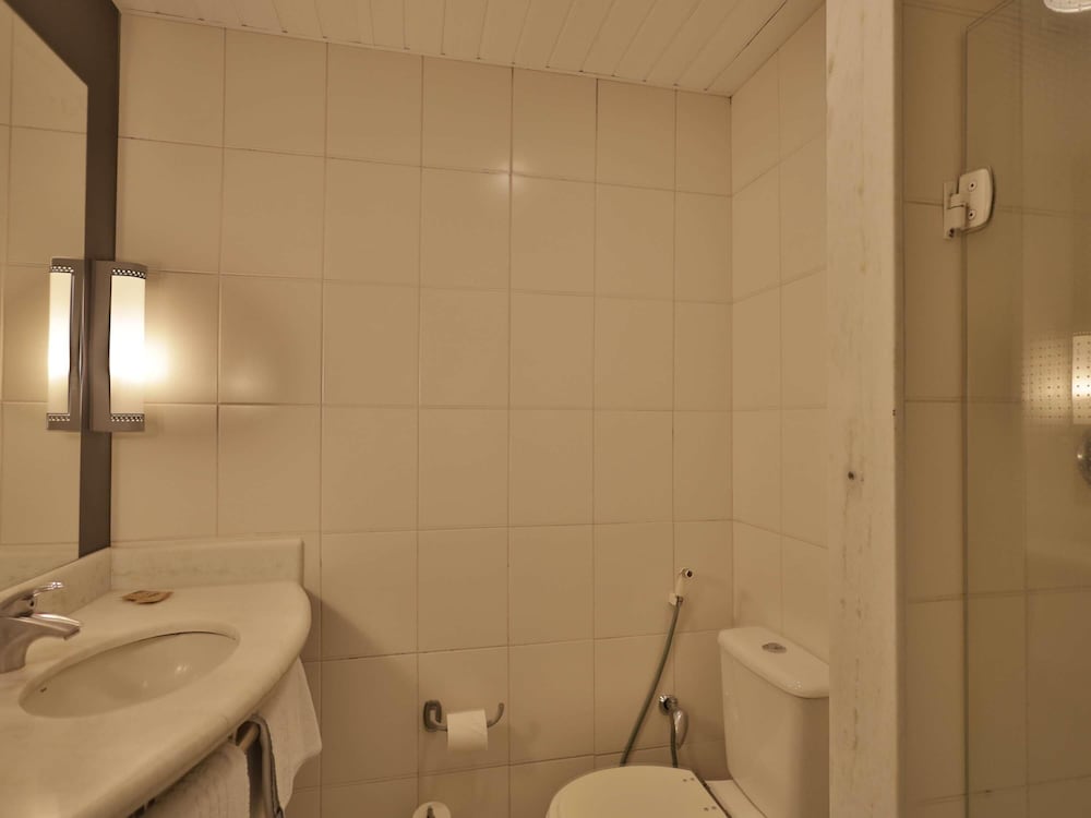 Habitacion Standard con 2 camas soltero del hotel Ibis Recife Boa Viagem. Foto 11