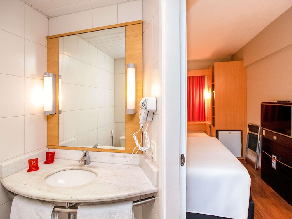Habitación Familiar del hotel Ibis Recife Boa Viagem. Foto 6