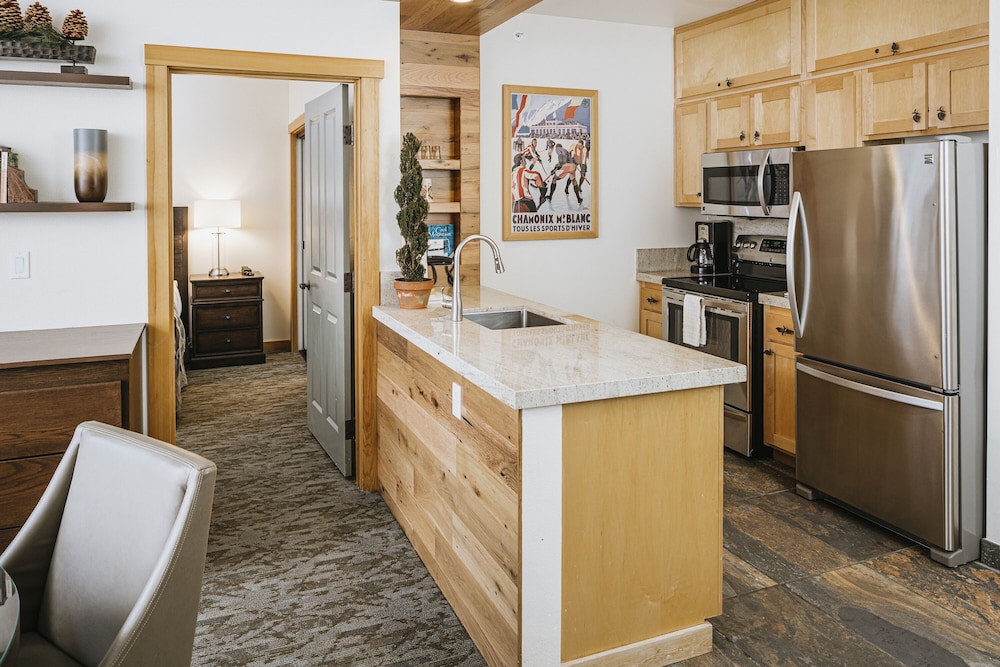 Apartamento, 2 habitaciones (Two Bedroom Condominium with 2 Twins) del hotel Juniper Springs Resort. Foto 5