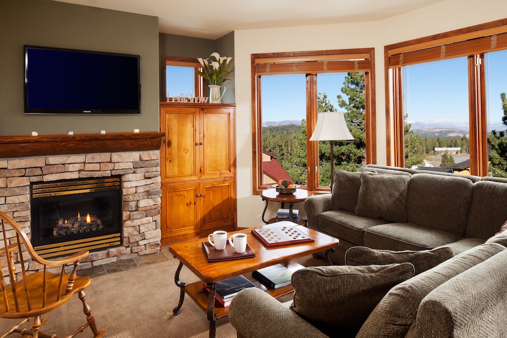Casa adosada, 3 habitaciones (Three Bedroom Townhome) del hotel Juniper Springs Resort. Foto 6