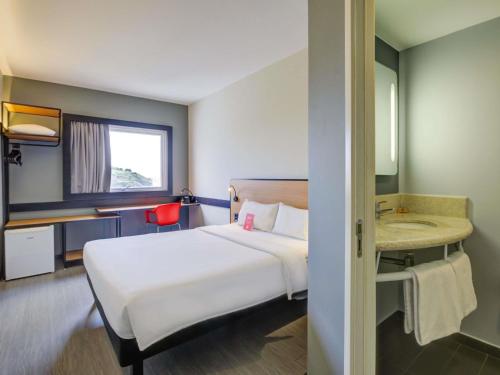 Apartamento Estándar - 1 cama doble del hotel ibis Rio de Janeiro Nova America. Foto 8