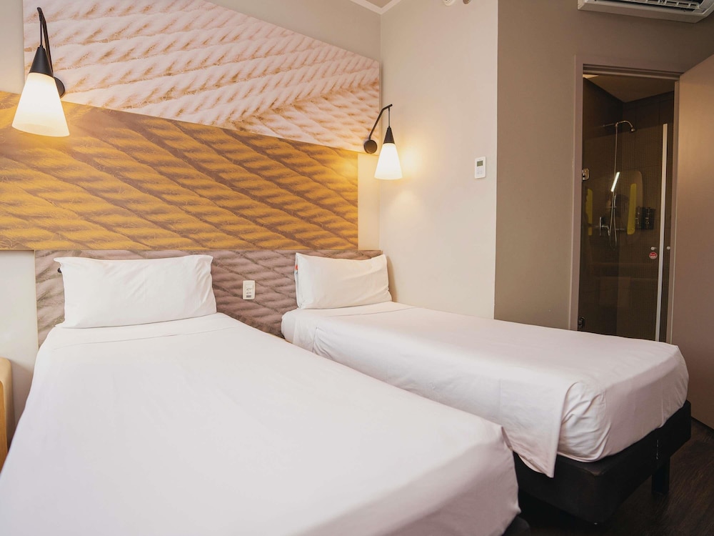 Apartamento estándar con dos camas individuales del hotel Ibis São Bernardo Do Campo. Foto 2