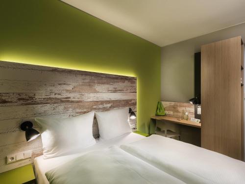 Habitación Estándar con 1 cama doble del hotel Ibis Styles Stuttgart Vaihingen. Foto 3