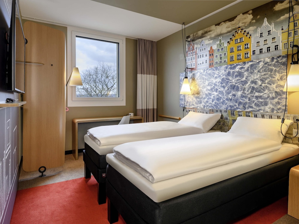 Habitación estándar con 2 camas individuales del hotel Ibis Landshut City
