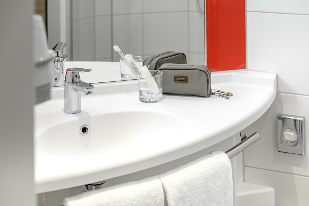 Habitación Estándar con 1 cama doble del hotel Ibis Landshut City. Foto 5