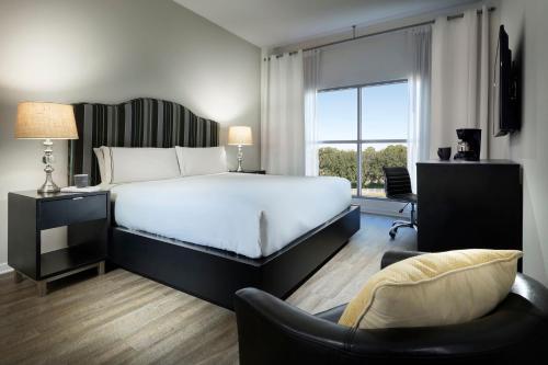 Apartamento Vista Jardín Balcón o Terraza Con Cocina 1 Cama king 1 habitación Sofá Cama incluido del hotel Meliá Orlando Celebration