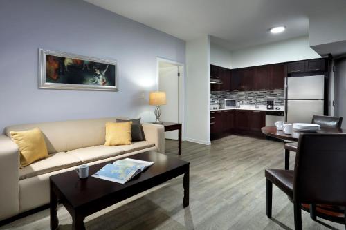 Suite de 1 dormitorio - adaptada para personas de movilidad reducida del hotel Meliá Orlando Celebration. Foto 3