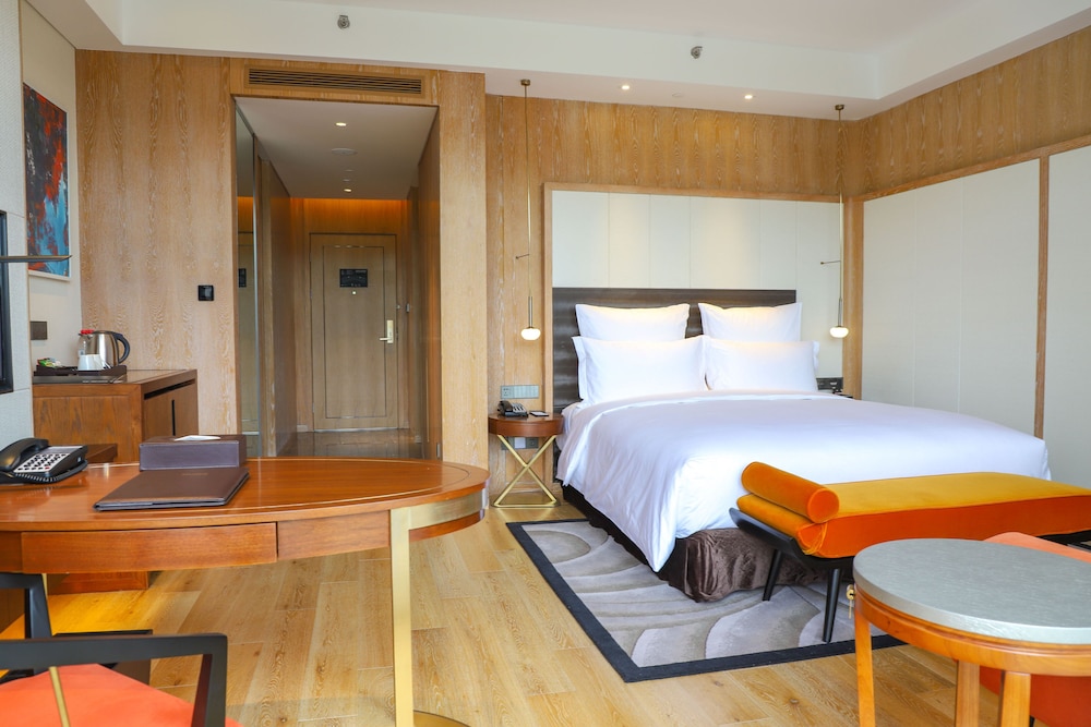 HABITACIÓN SUPERIOR, 1 Cama King Size, Vistas al Bosque del hotel Pullman Changbaishan Resort. Foto 3