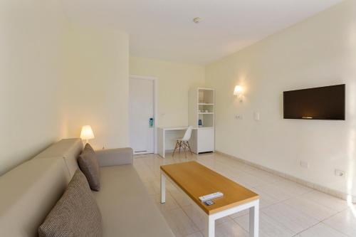 Suite Junior del hotel THB Royal. Foto 16