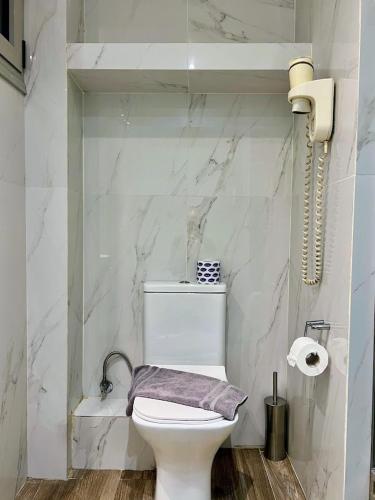 Habitación Doble Estándar - 1 o 2 camas del hotel Rotonda. Foto 4