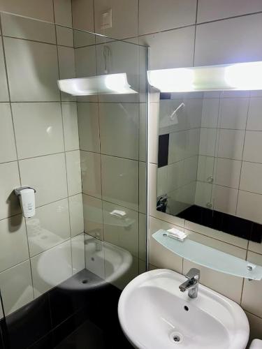 Habitación Triple Confort del hotel Rotonda. Foto 4