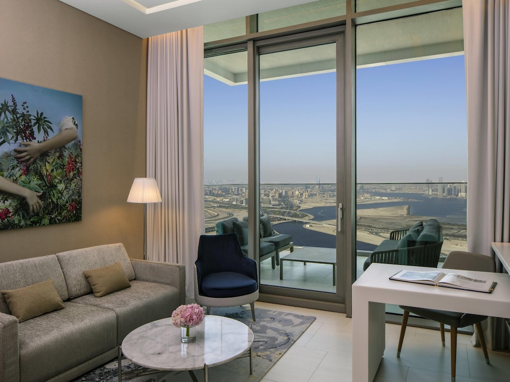 SIGNATURE KING CON BALCÓN del hotel SLS Dubai and Residences. Foto 1