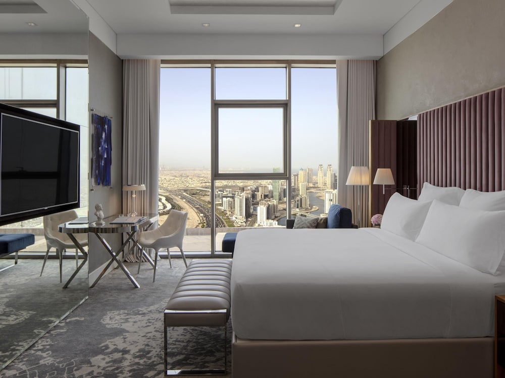 SKY KING CON BALCÓN del hotel SLS Dubai and Residences. Foto 1