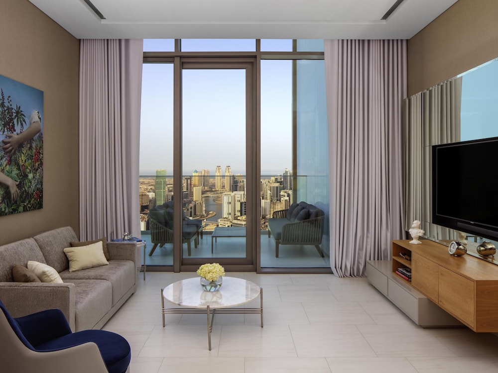 CLOUD LIVING DÚPLEX CON UNA DORMITORIO Y BALCÓN del hotel SLS Dubai and Residences