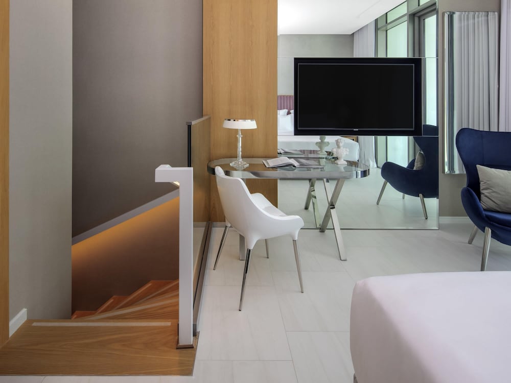 CLOUD LIVING DÚPLEX CON UNA DORMITORIO Y BALCÓN del hotel SLS Dubai and Residences. Foto 5